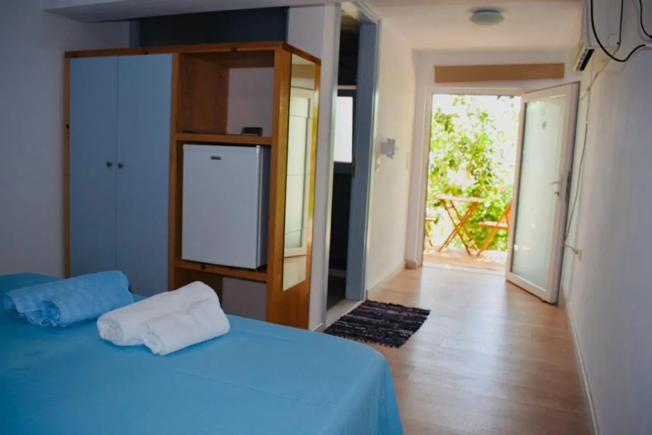 Guest house Tzavelitiko Home Himare