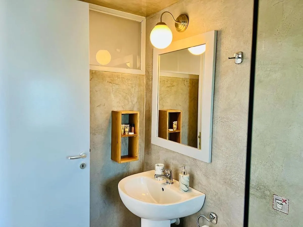 Guest house Tzavelitiko Home Himare