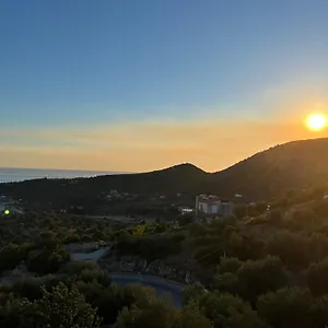 Aphrodite's Garden Himare